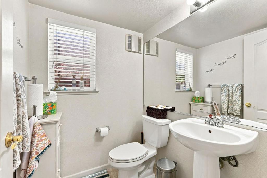2348 Seacrest Court Property Photo 32