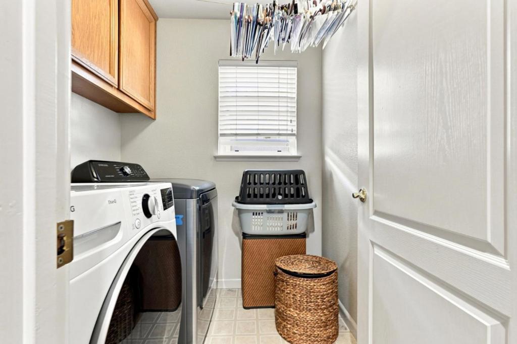 2348 Seacrest Court Property Photo 39