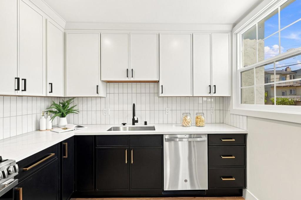 200 Magnolia Avenue Property Photo 16