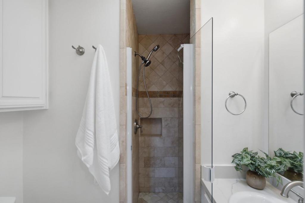 16 Lorton Avenue 3 Property Photo 22