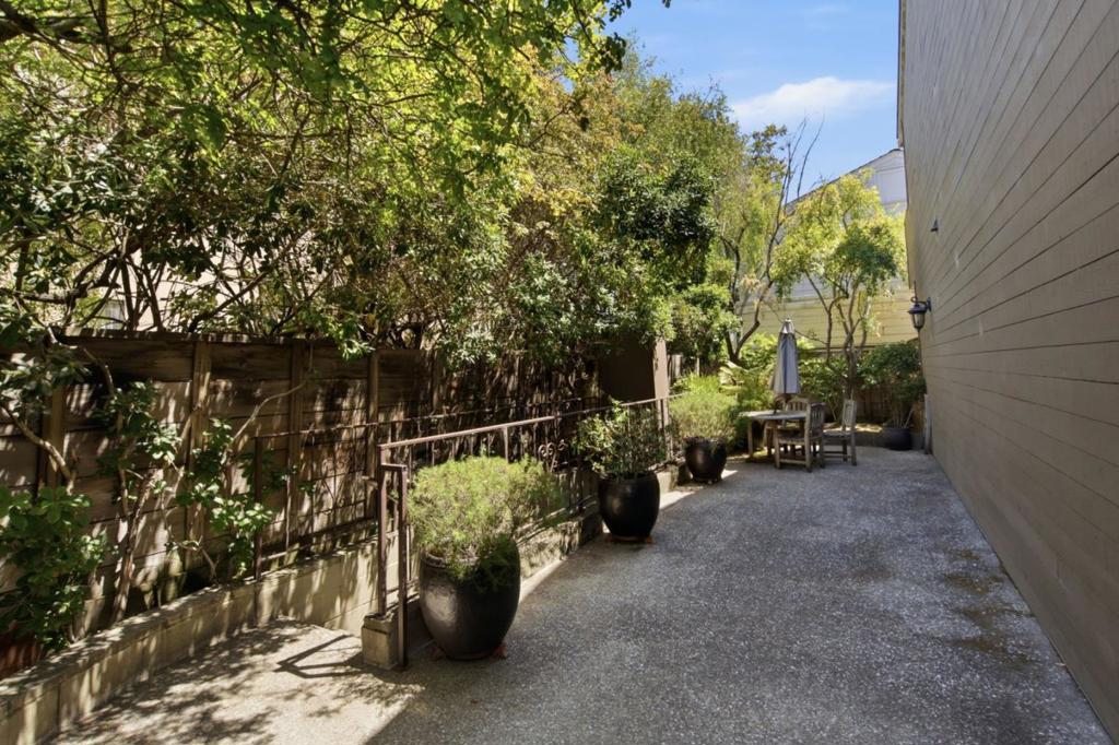 16 Lorton Avenue 3 Property Photo 33