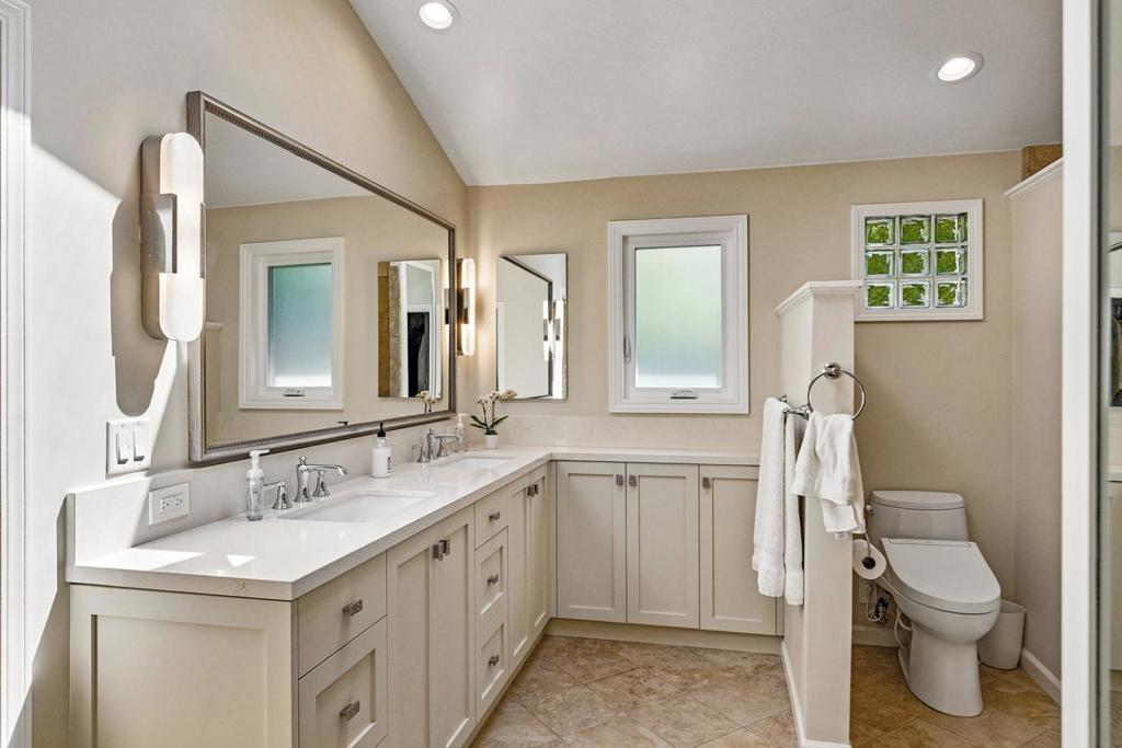 1068 Rose Avenue Property Photo 20