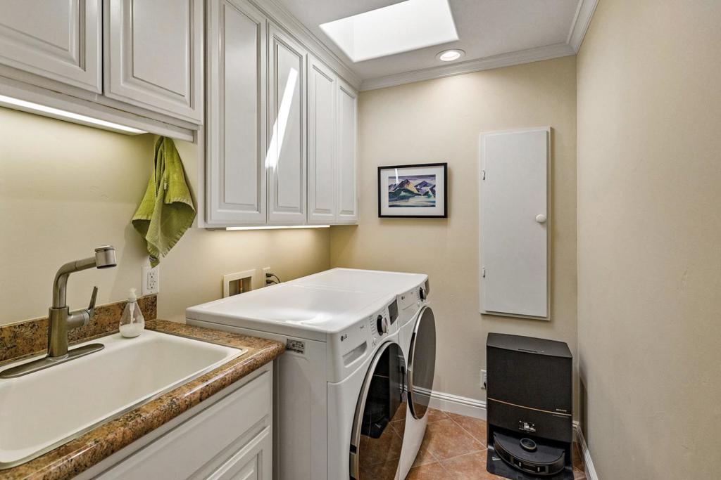1068 Rose Avenue Property Photo 26