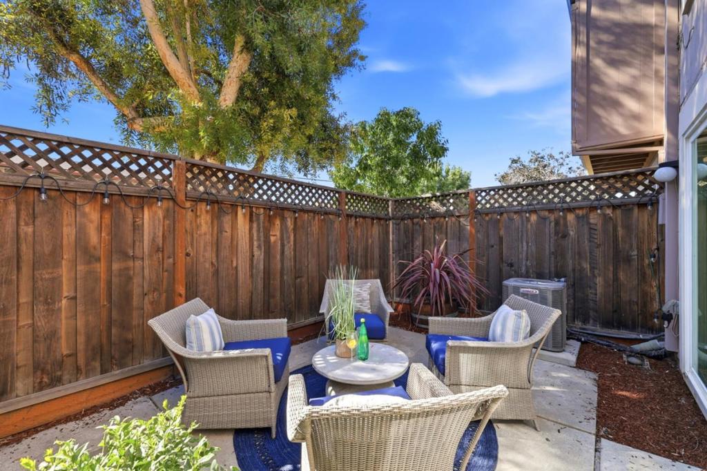 1349 Merrivale West Square Property Photo 33