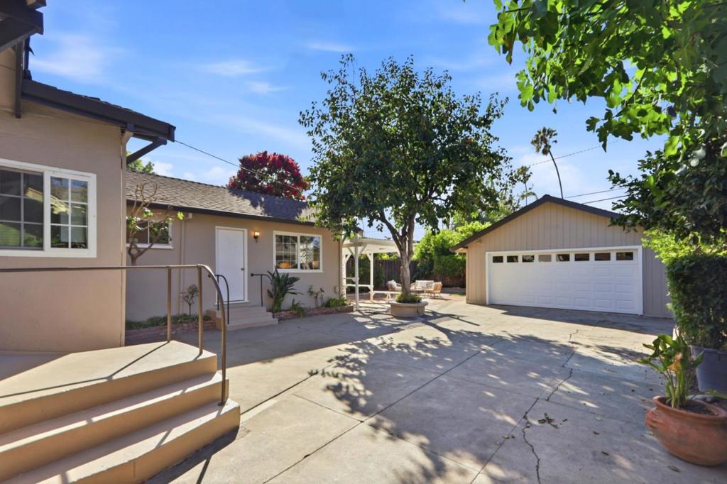 1273 Sierra Avenue Property Photo 29