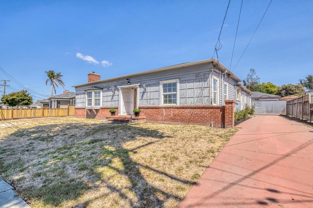 345 Homestead Avenue Property Photo 2