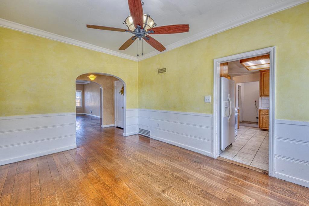345 Homestead Avenue Property Photo 7