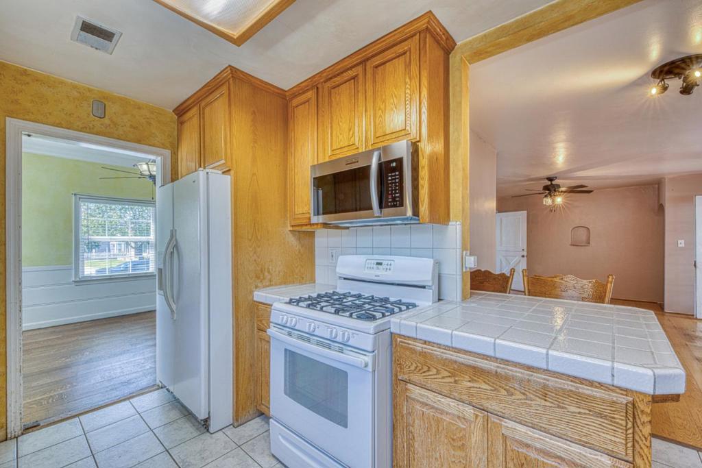 345 Homestead Avenue Property Photo 9