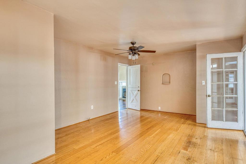345 Homestead Avenue Property Photo 10