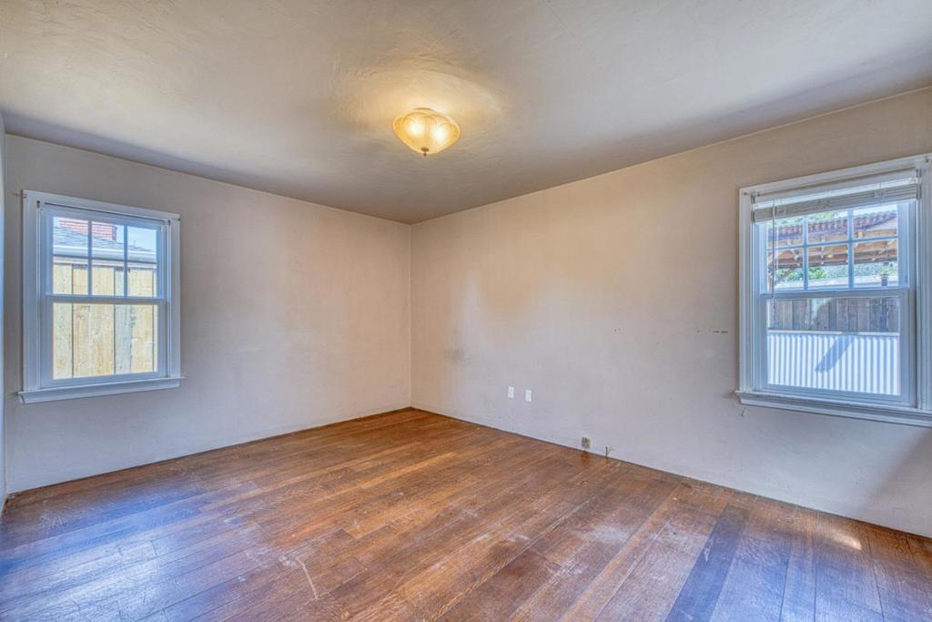345 Homestead Avenue Property Photo 14