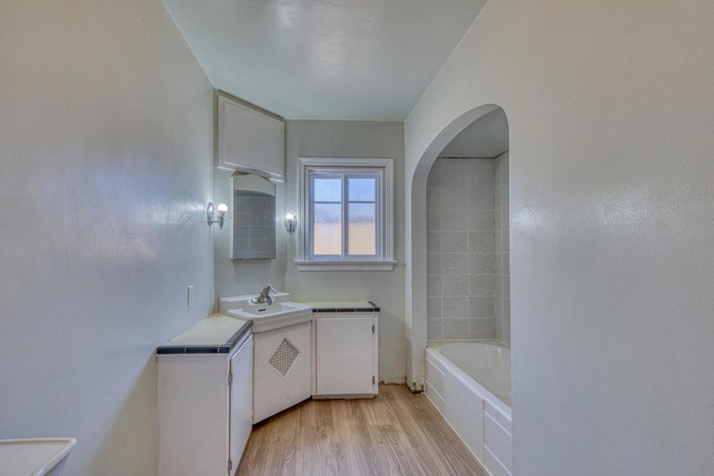 345 Homestead Avenue Property Photo 15