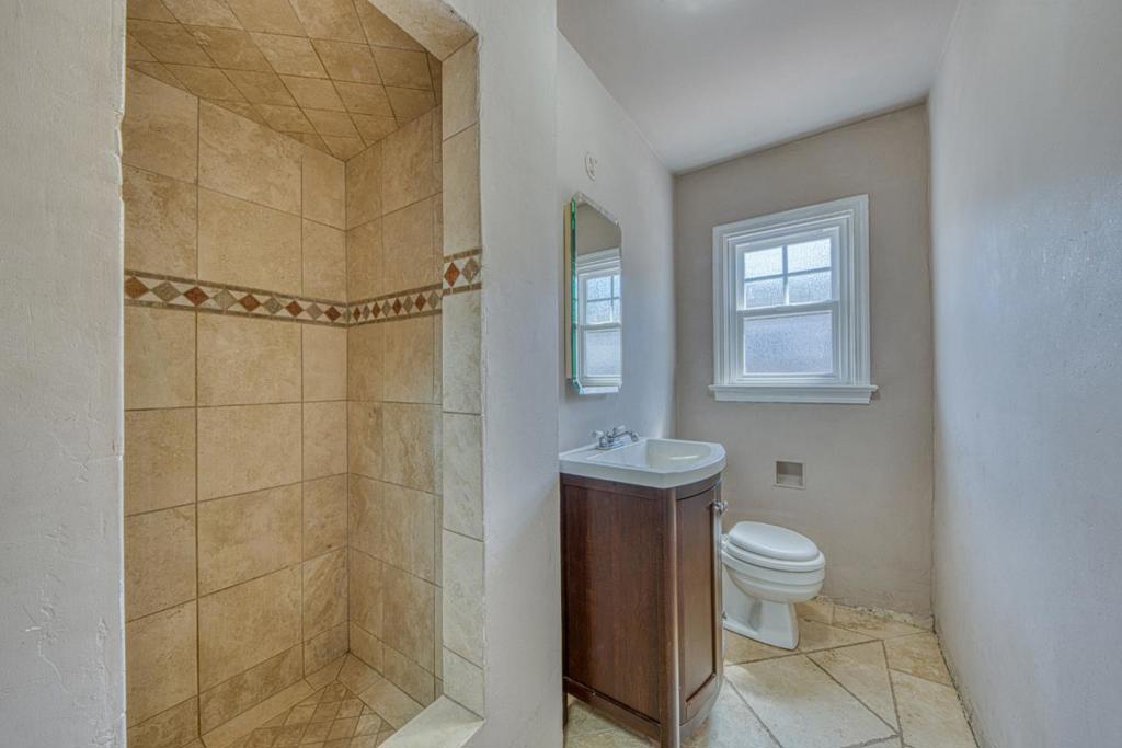 345 Homestead Avenue Property Photo 17
