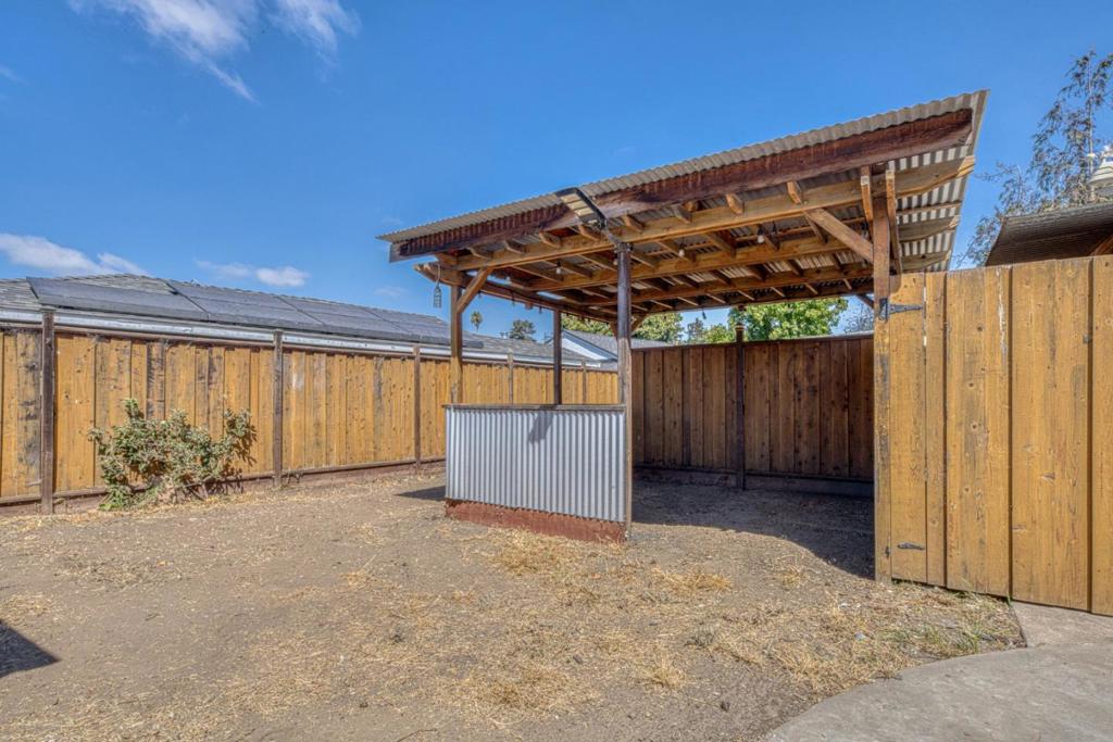 345 Homestead Avenue Property Photo 19