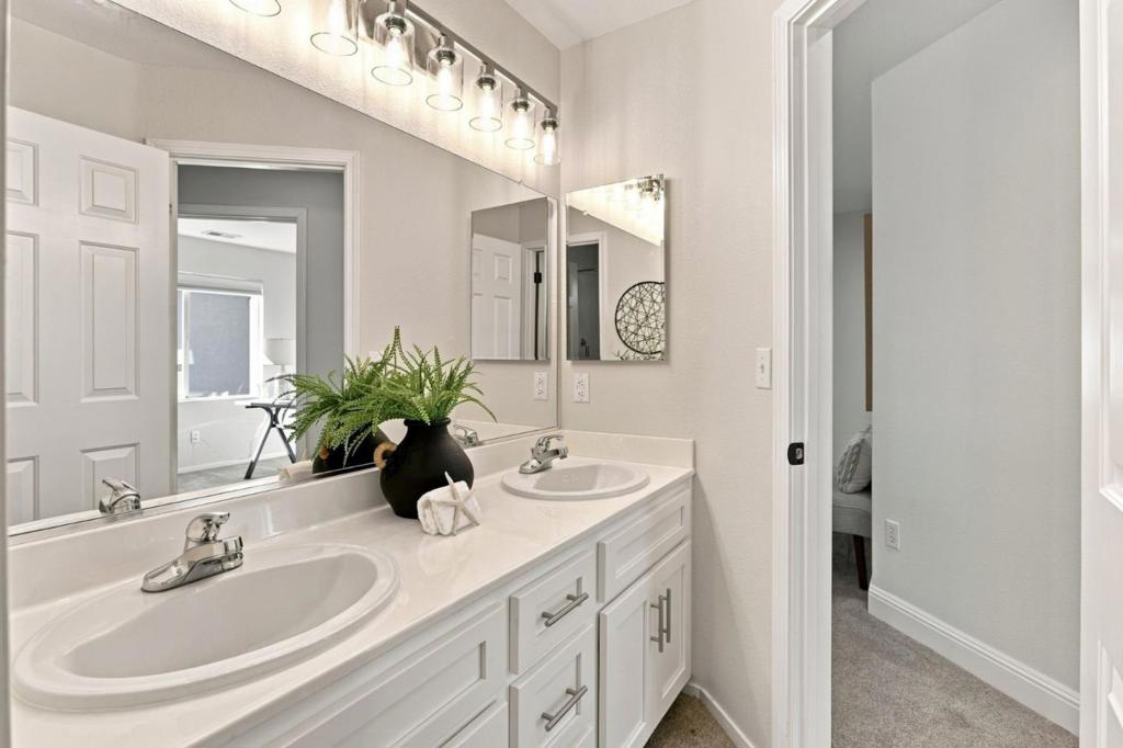 514 Bella Calais Way Property Photo 32