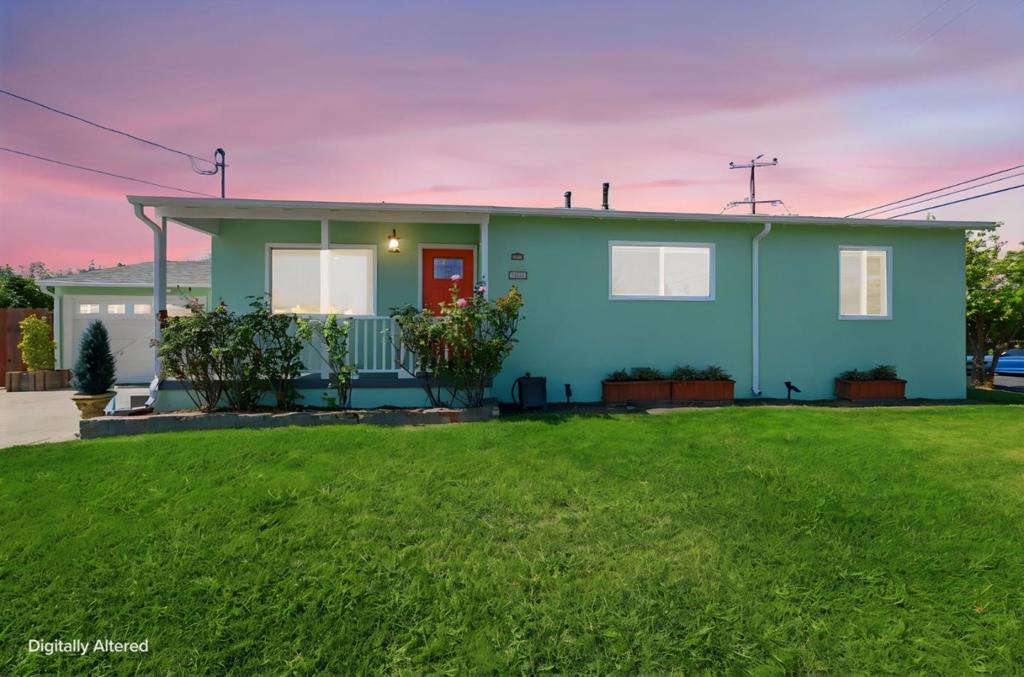 25833 Evergreen Drive Property Photo 1