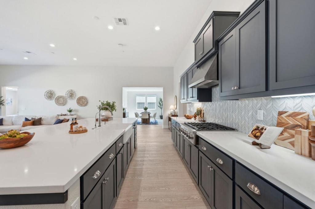 4616 Ian Lane Property Photo 13