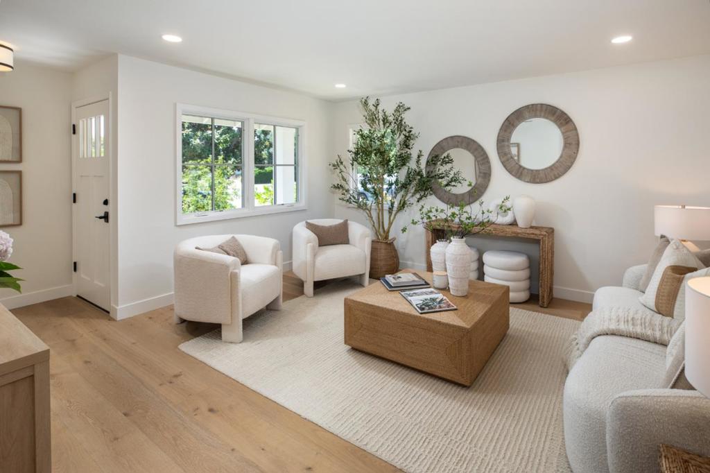 7463 Bollinger Road Property Photo 3