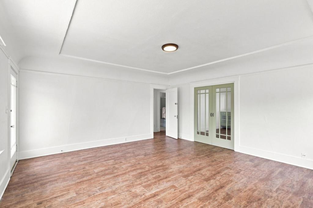 522 King Street Property Photo 6