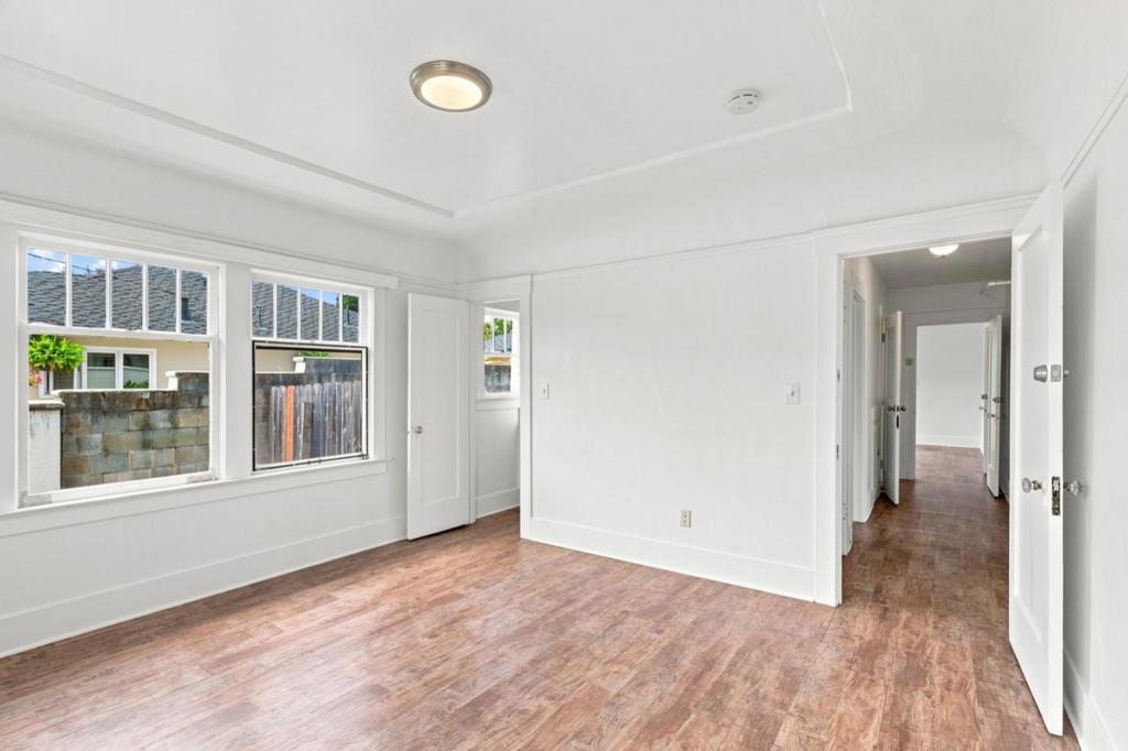 522 King Street Property Photo 30