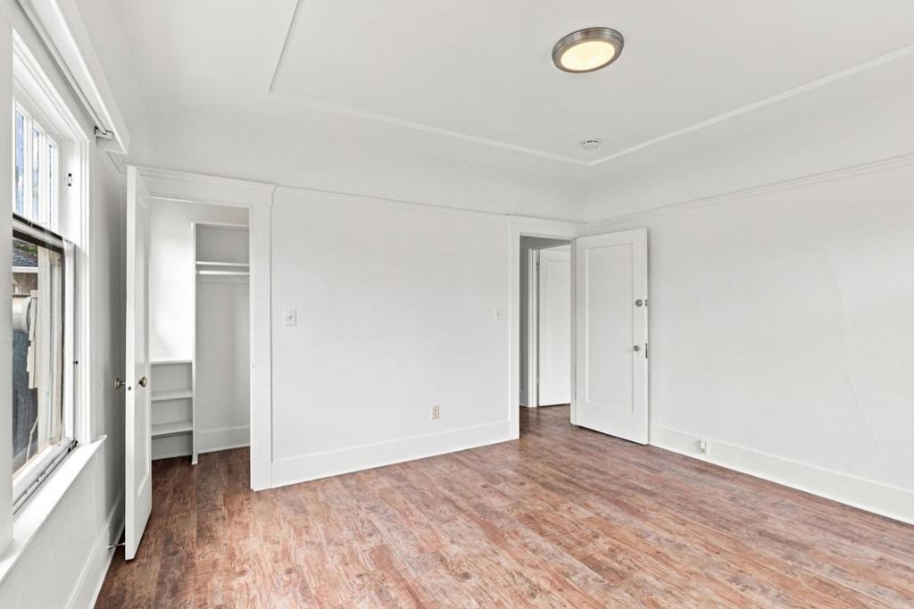 522 King Street Property Photo 31
