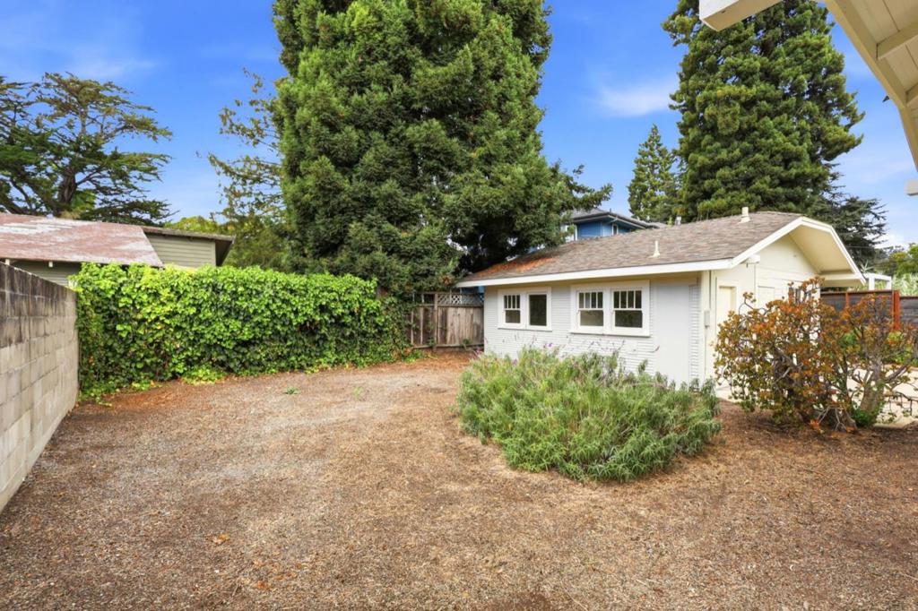 522 King Street Property Photo 44