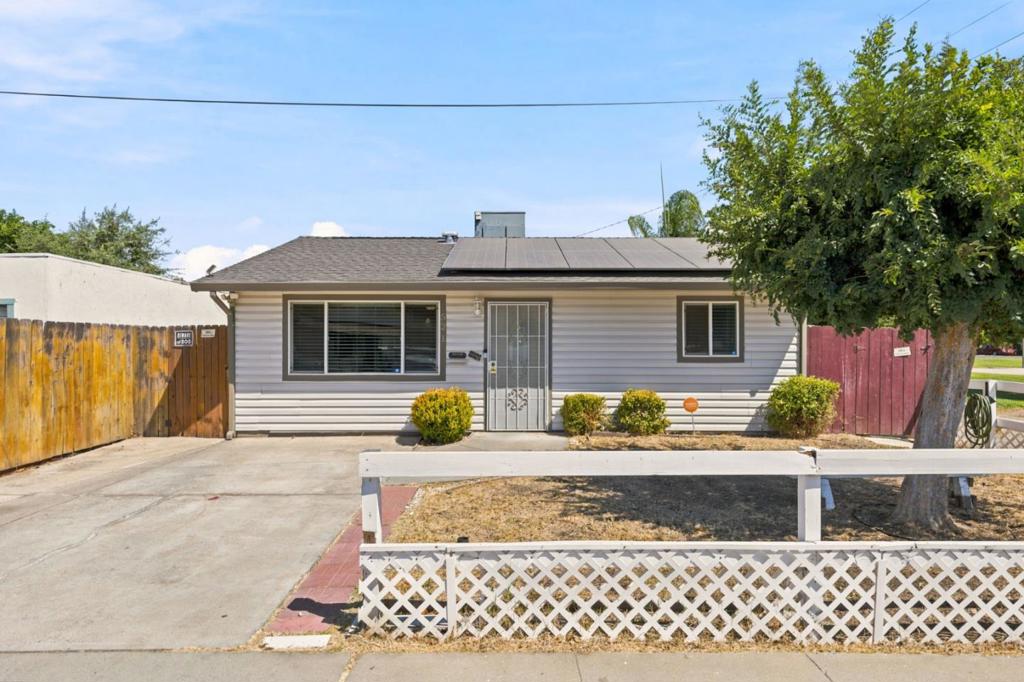 521 Oregon Street Property Photo 1