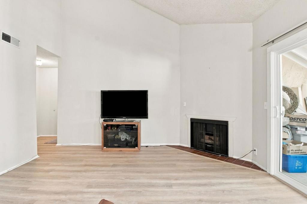 1477 De Rose Way 243 Property Photo 5