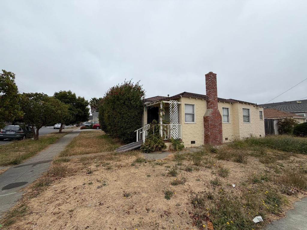 3627 Nevin Avenue Property Photo 1