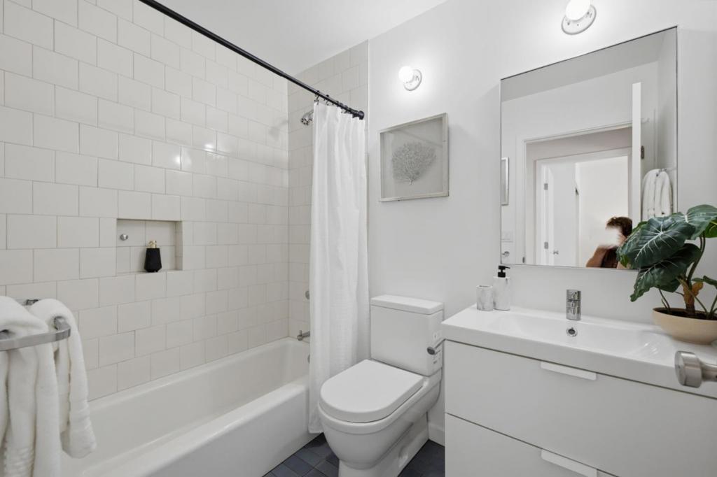 148 Monterey Street Property Photo 25