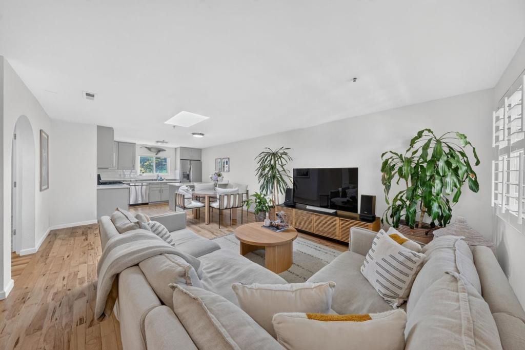 2355 Beach Boulevard 204 Property Photo 1