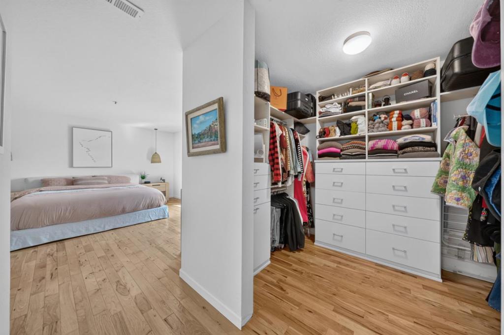2355 Beach Boulevard 204 Property Photo 10