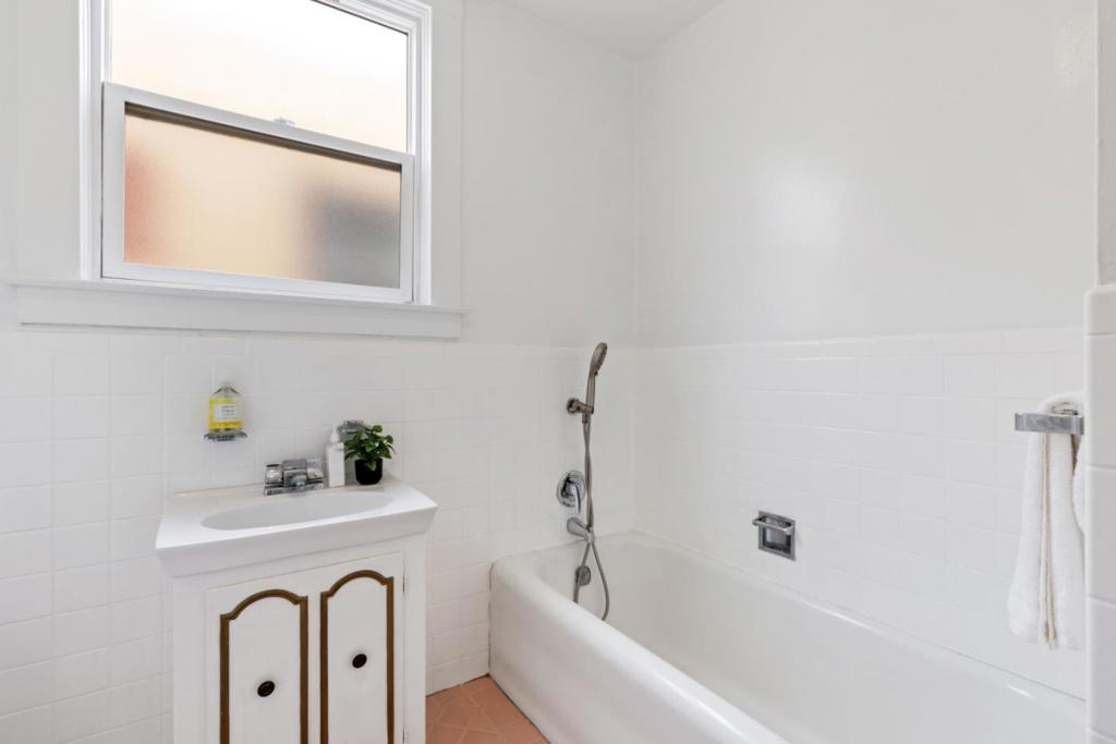 60 Camellia Avenue Property Photo 13