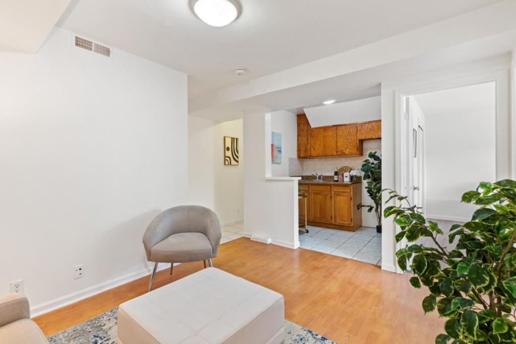 60 Camellia Avenue Property Photo 20