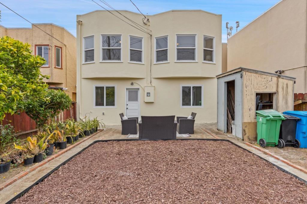 60 Camellia Avenue Property Photo 28