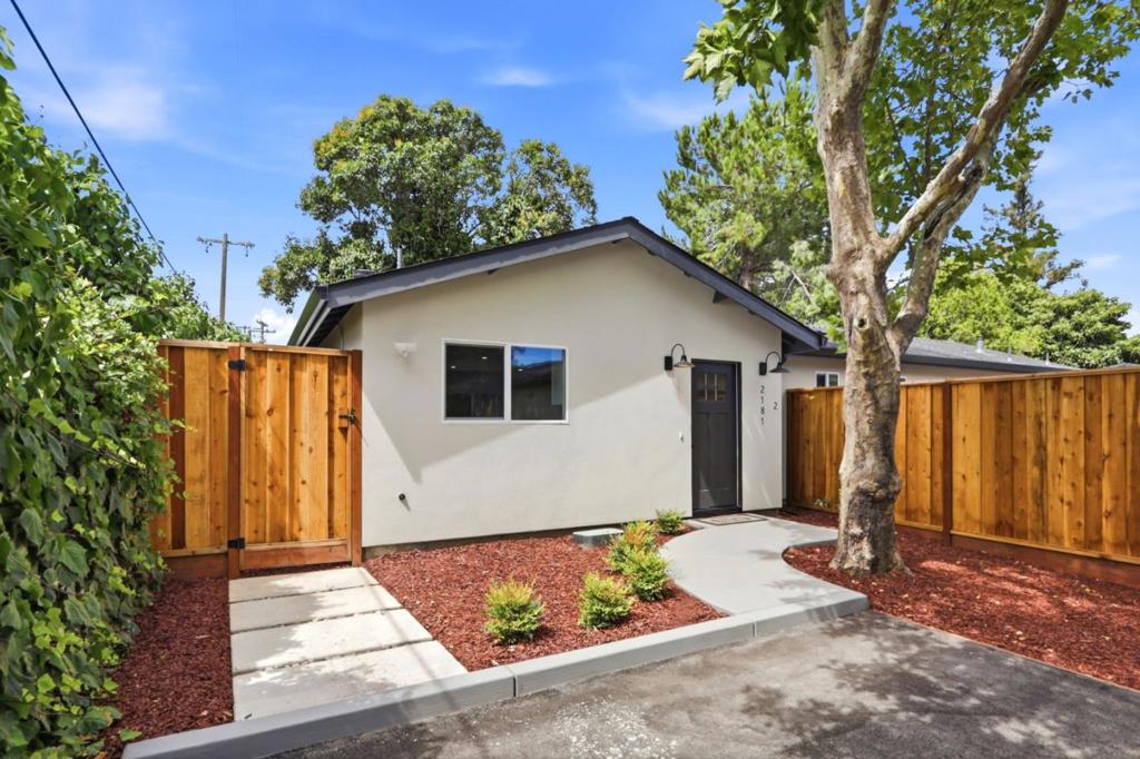 2181 Monticello Avenue A Property Photo 1