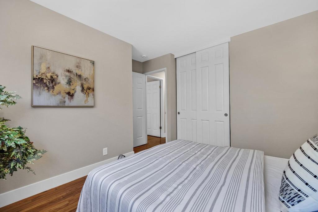 448 Greathouse Drive Property Photo 18