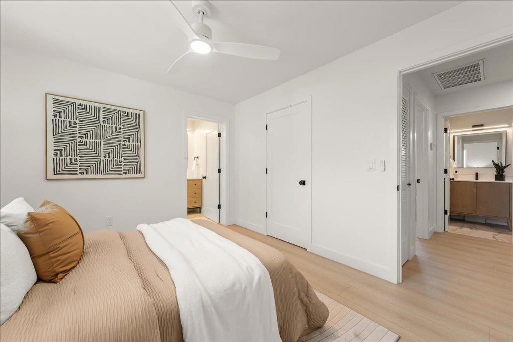 381 N Leigh Avenue Property Photo 18