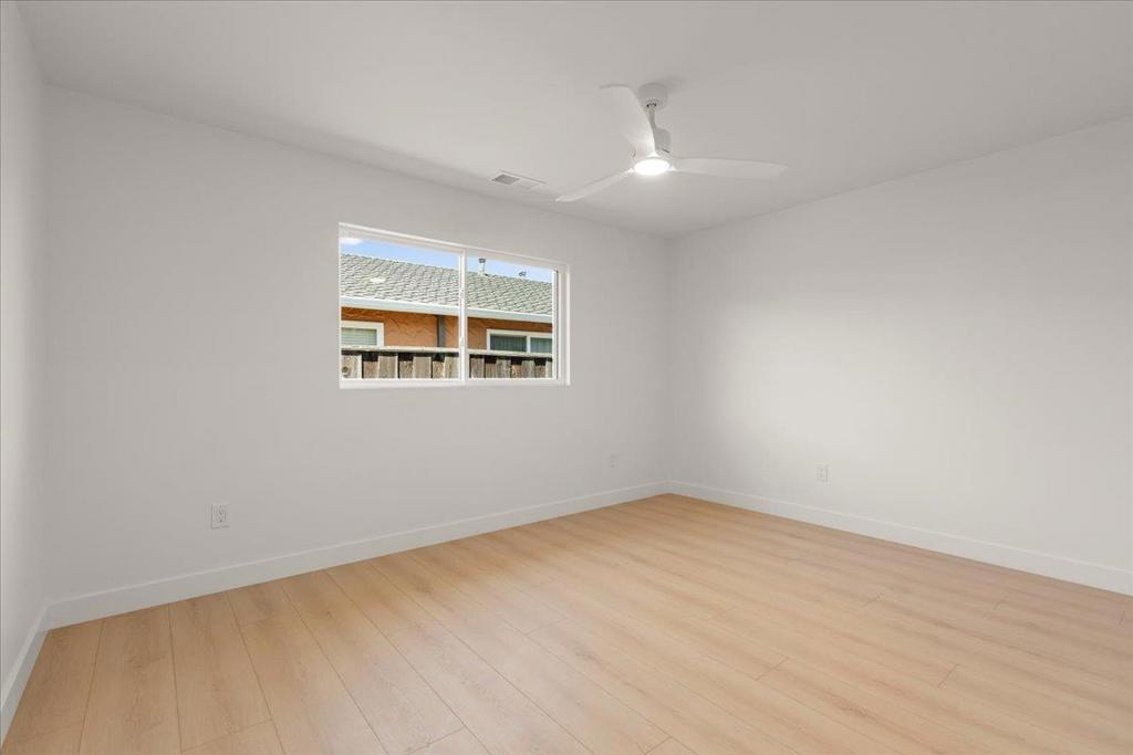 381 N Leigh Avenue Property Photo 35