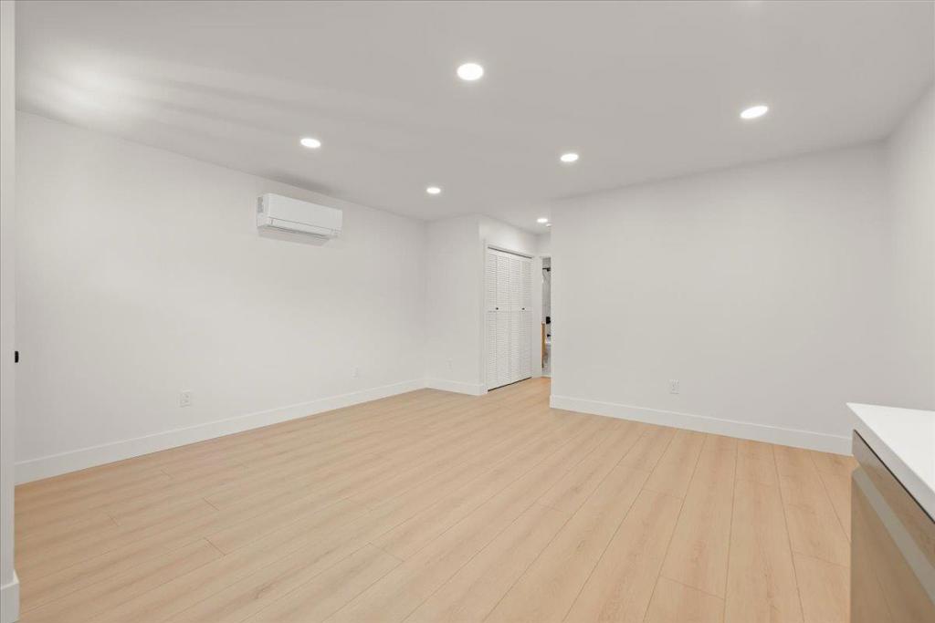 381 N Leigh Avenue Property Photo 42