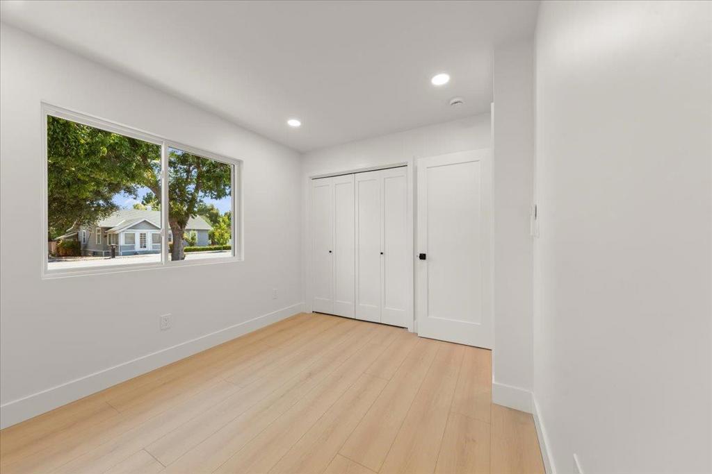 381 N Leigh Avenue Property Photo 47