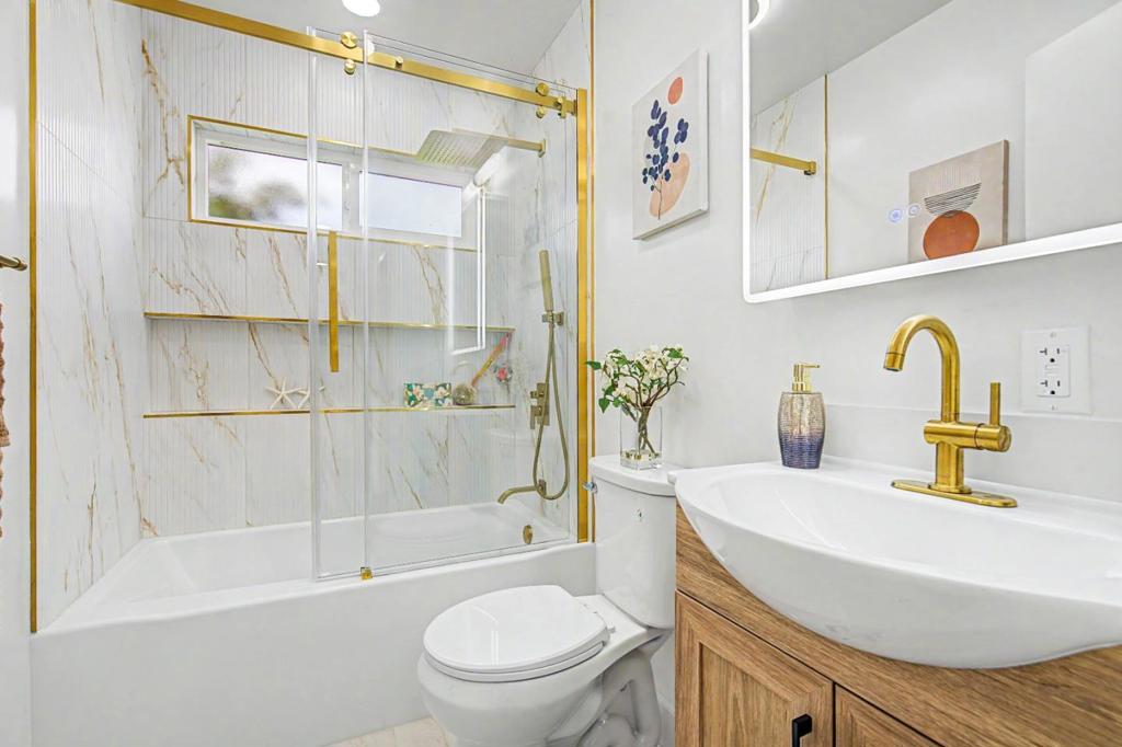 2945 Castleton Drive Property Photo 10