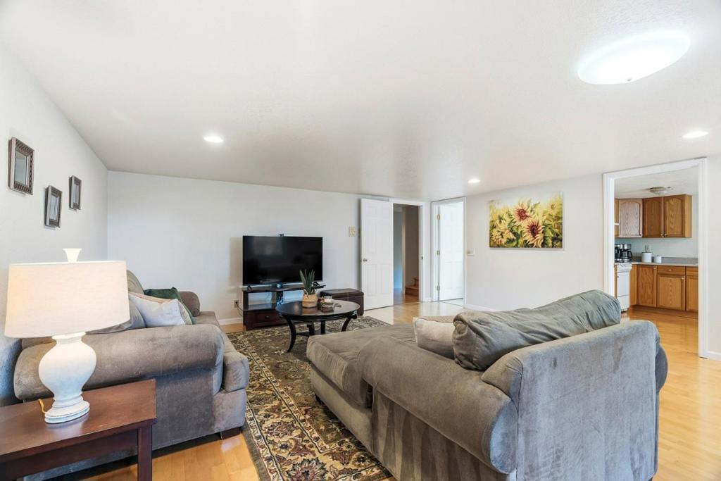 ML82058493 Property Photo 40
