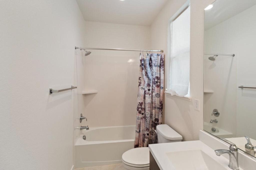 16562 Arbuckle Avenue Property Photo 26