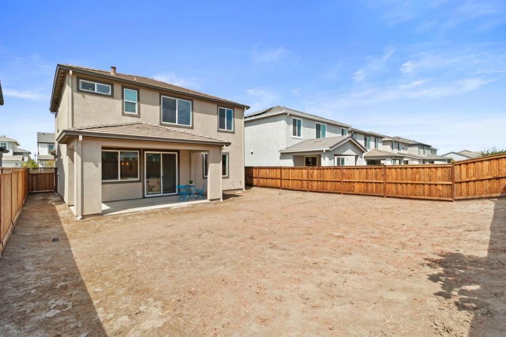 16562 Arbuckle Avenue Property Photo 33