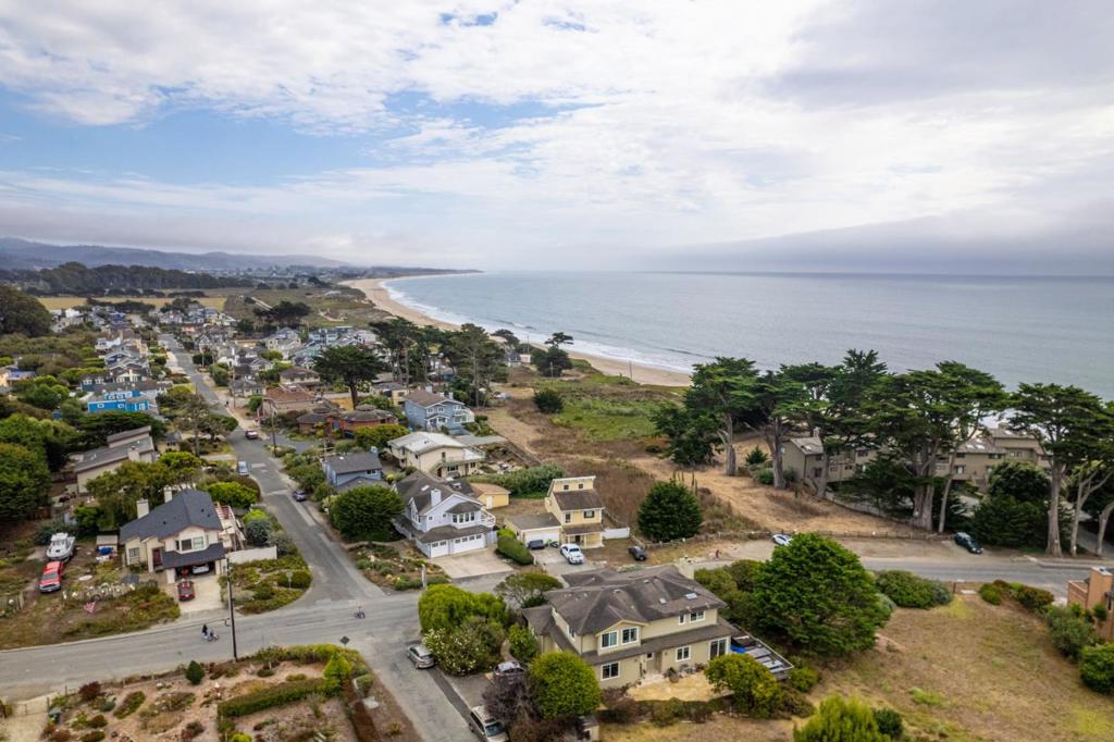 2 Alameda Avenue Property Photo 3