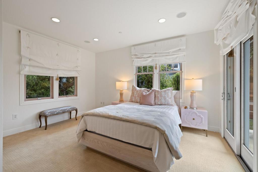 2 Alameda Avenue Property Photo 46