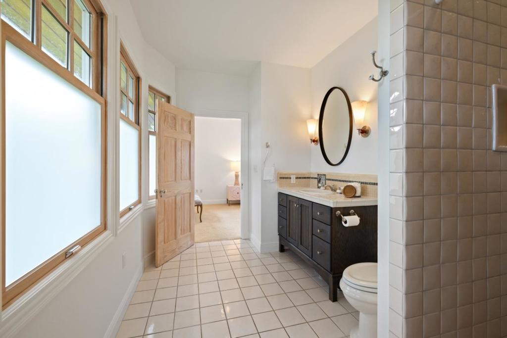 2 Alameda Avenue Property Photo 49