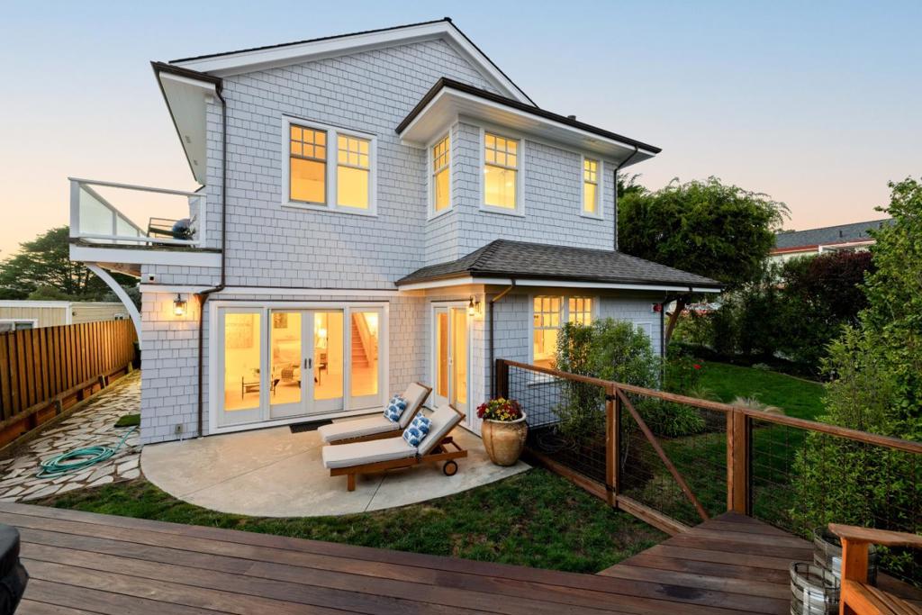 2 Alameda Avenue Property Photo 65