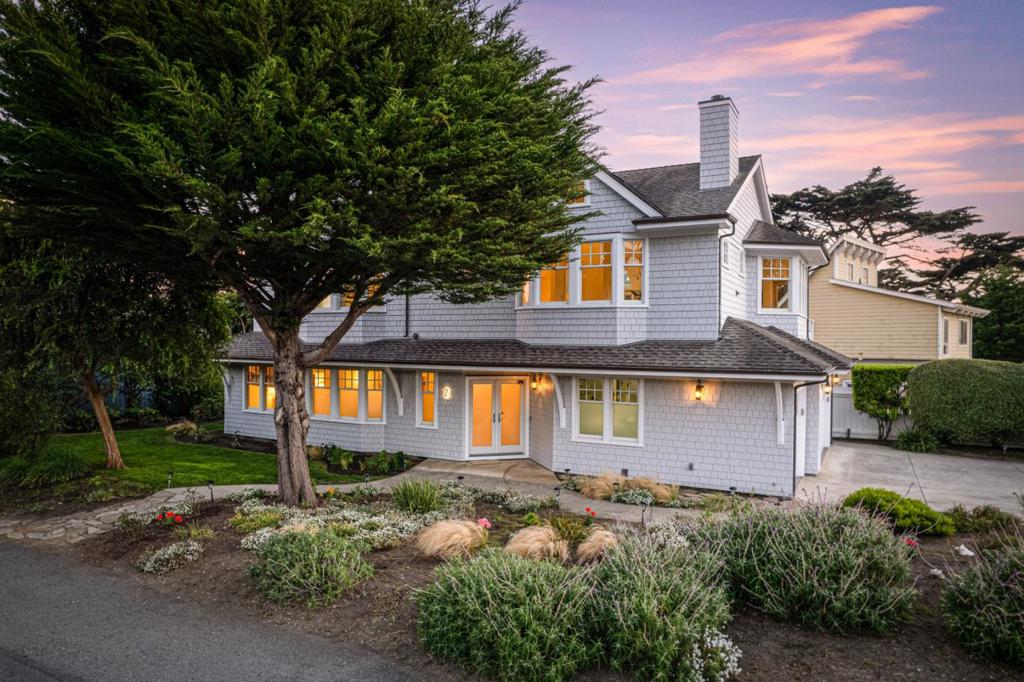 2 Alameda Avenue Property Photo 69