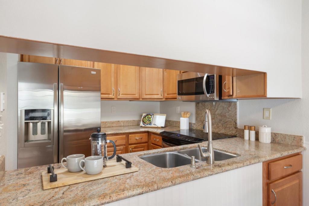977 Warburton Avenue 203 Property Photo 7
